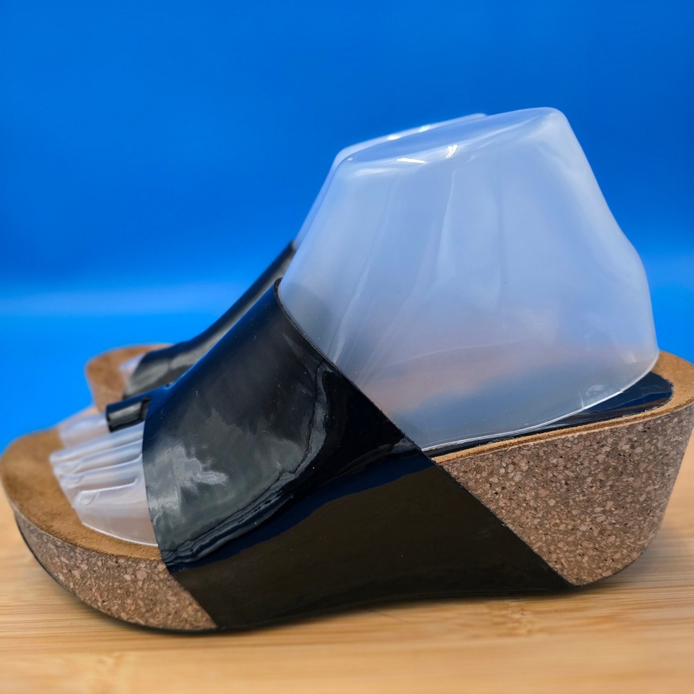 Donald Pliner Black Patent Cork Wedge‎ Sandals Women Size 7.5 Made in Italy - Picture 3 of 9